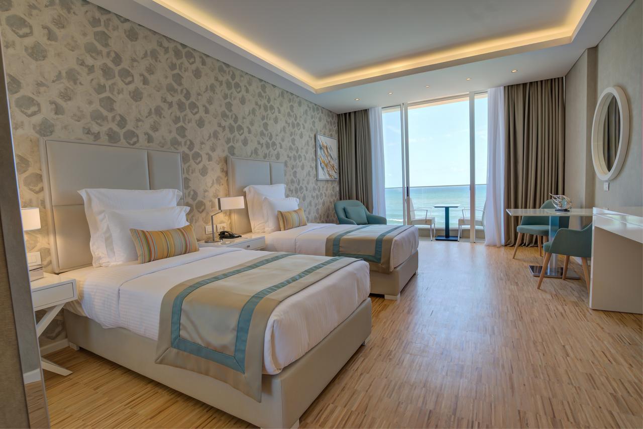 Lancaster Eden Bay Hotel Beirut Ngoại thất bức ảnh
